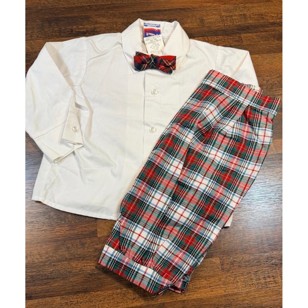 Vintage boys Christmas plaid Oxford, bow tie and knickers.  Size 2T.
